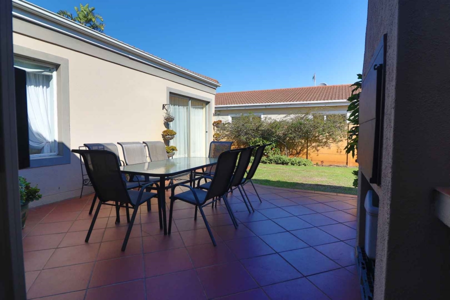 3 Bedroom Property for Sale in Parklands Western Cape